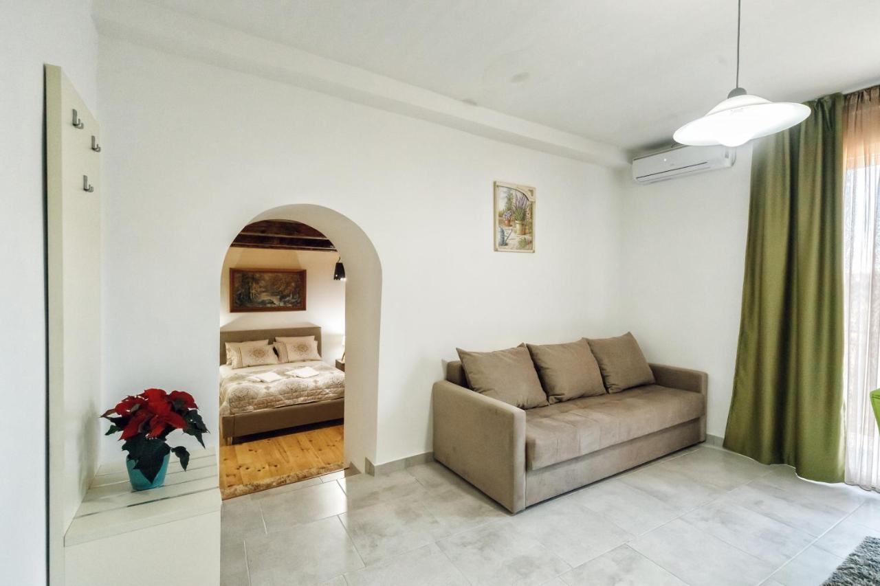 Apartments "Old House Pajovic" Virpazar Luaran gambar