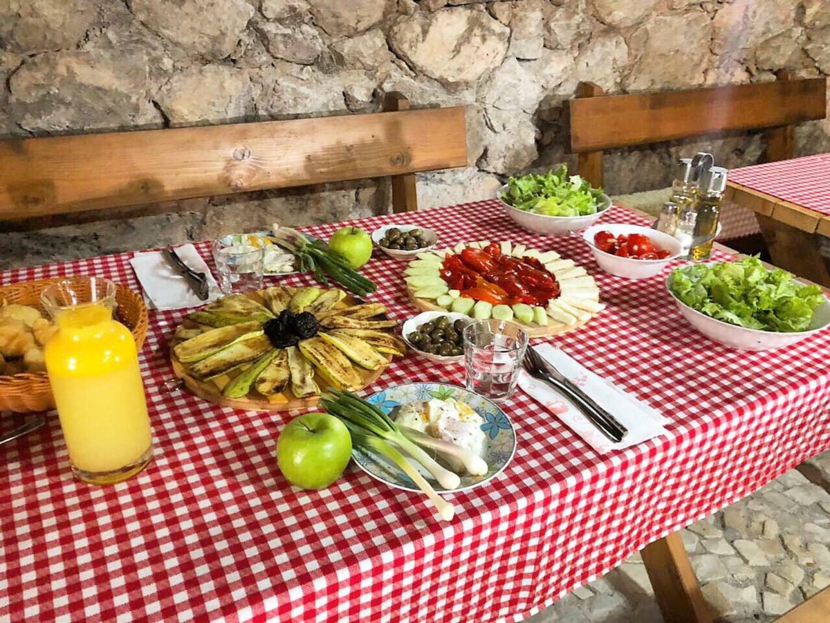 Apartments "Old House Pajovic" Virpazar Luaran gambar