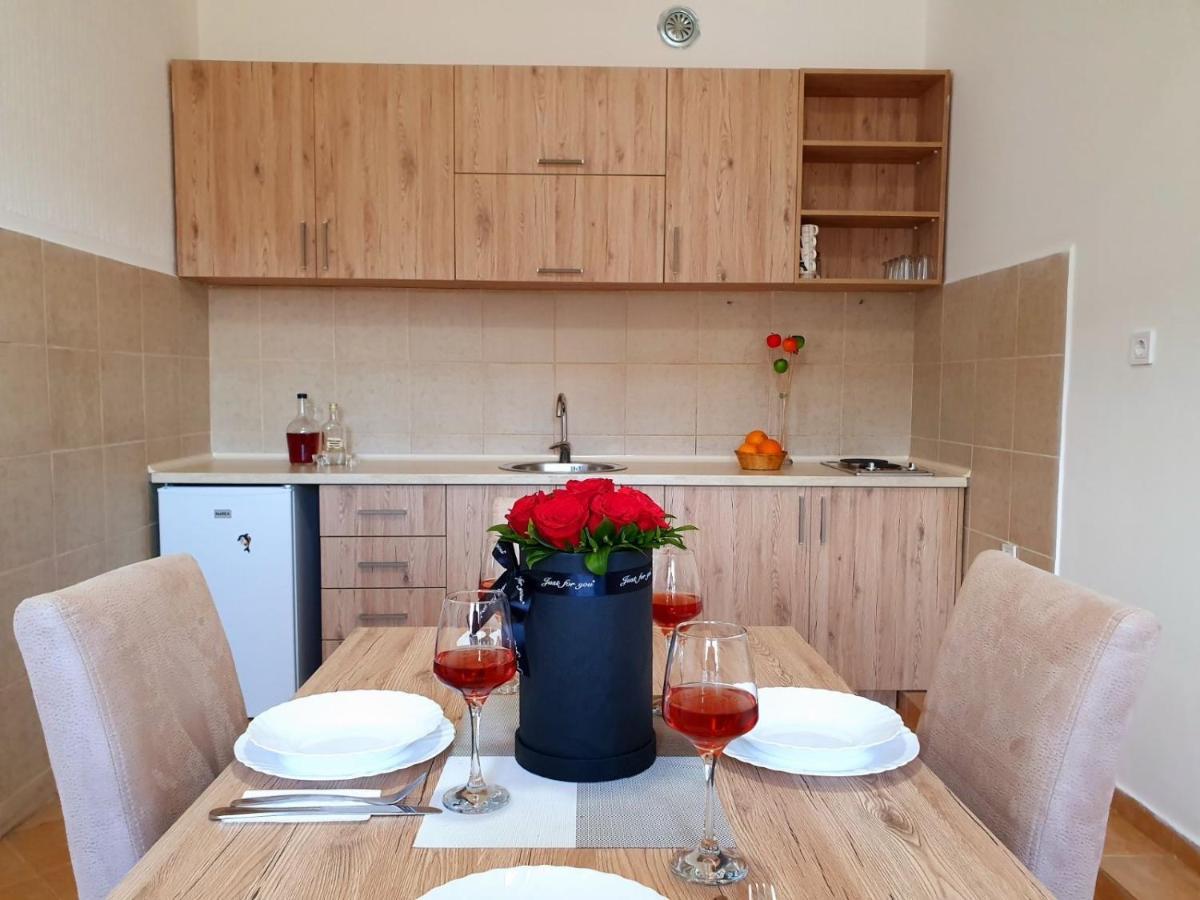 Apartments "Old House Pajovic" Virpazar Luaran gambar